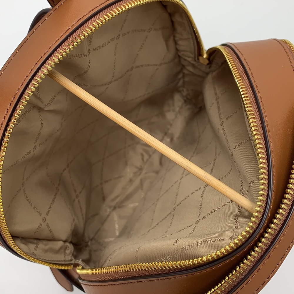 MICHAEL KORS JAYCEE MEDIUM BACKPACK VANILLA SIGNATURE COLOR - Picture 12 of 16